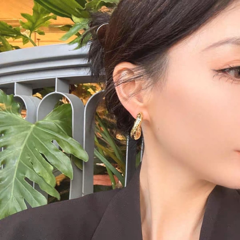 Ba1en*iaga earrings